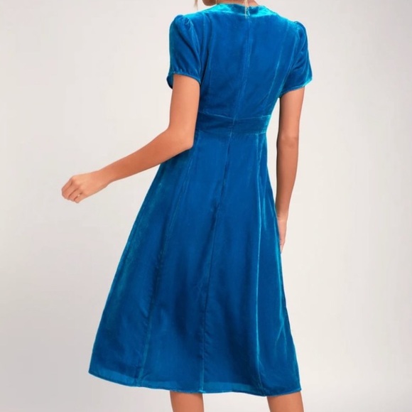 ❤️Lulus WAYF Margie Blue Velvet V Neck Midi Dress - Picture 4 of 6